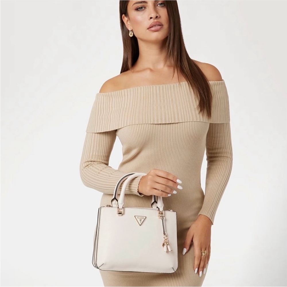 Guess Ilia Small Girlfriend bag
